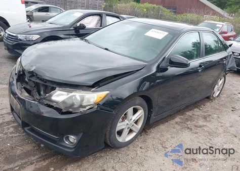 2012 Toyota Camry Se z USA, uszkodzony, nr VIN 4T1BF1FK2CU140761